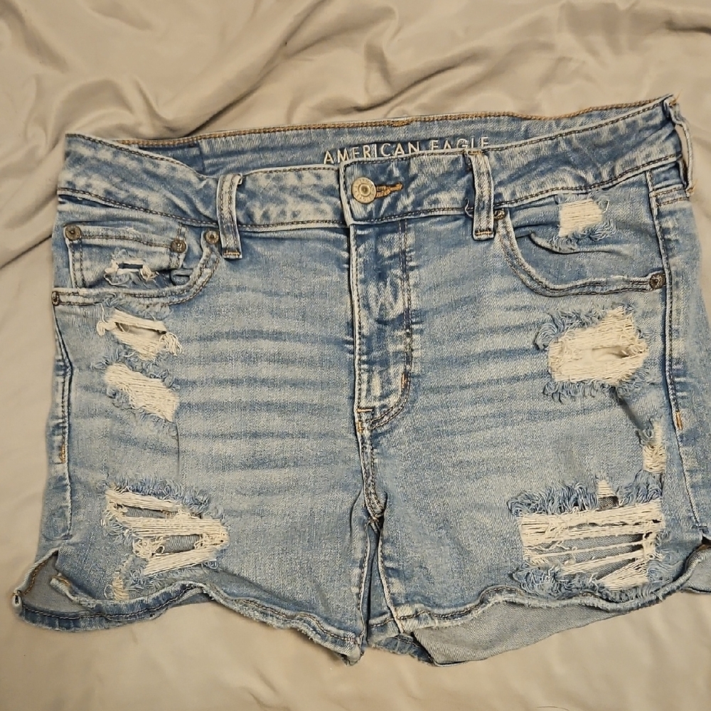 American Eagle Outfitters Women's Distressed Denim Shorts - Light Blue